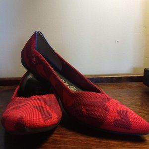 Rothy's RED CAMO Pointed Flat
